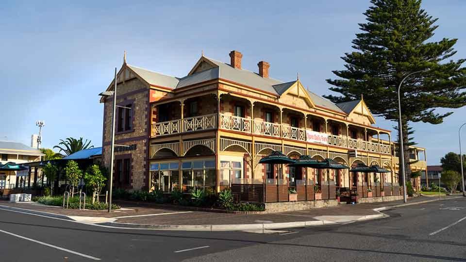 Anchorage Seafront Hotel